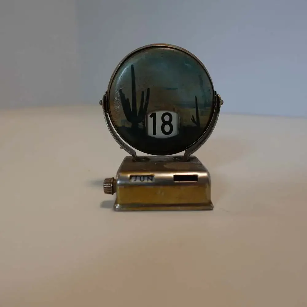 Vintage Metal Desktop Perpetual Flip Calendar with Desert  Cactus Scene (PARTS)